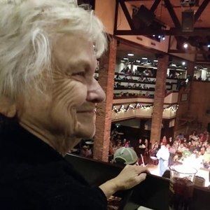 Meet your Posher, Shirley